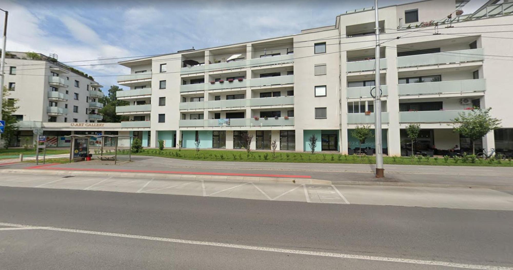 Alure Residences 1 & 24H Self Check-In, Free Parking In Front Of The Apartment Building, New Building, Terrace, Cafe With Breakfast In The Apartment Building, Next To The Aqua Park Banská Bystrica Dış mekan fotoğraf